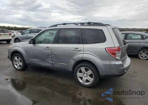 2009 Subaru Forester 2.5X Premium из США, поврежденный, VIN JF2SH63689H767292